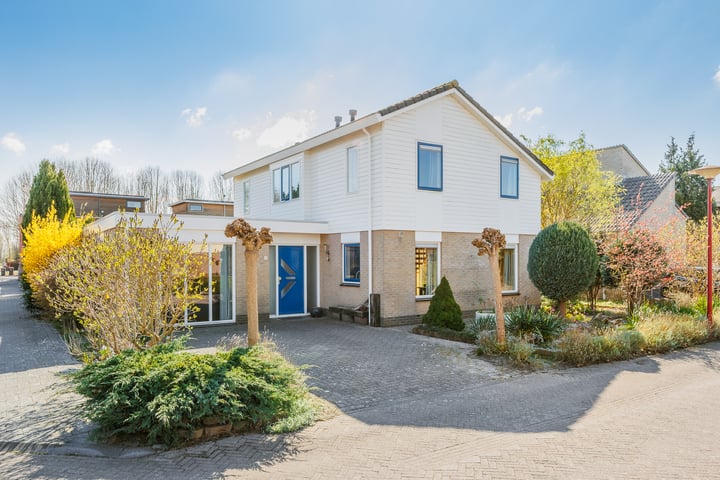 Ellertsveld 1 in Lelystad
