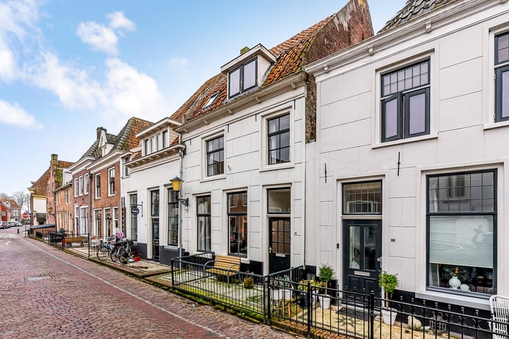 Ellestraat 24 in Elburg foto