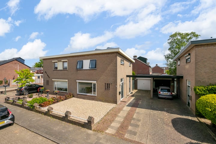 Elsstraat 15 in Huissen foto
