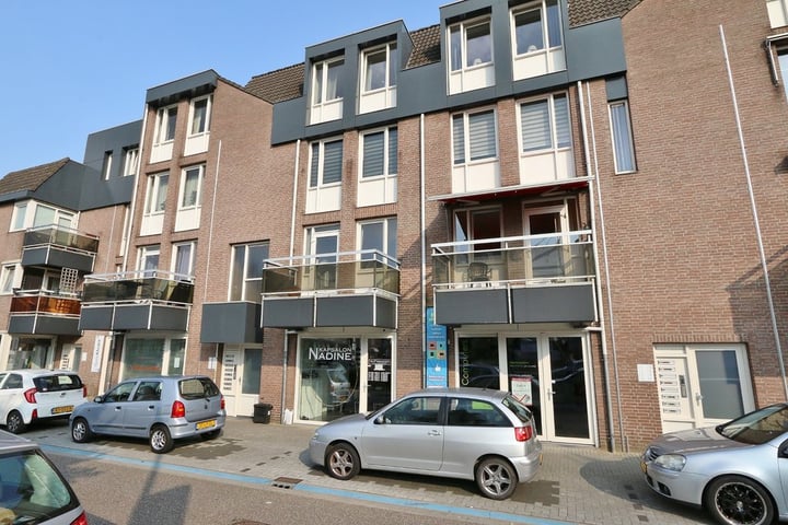 Elsstraat 27 in Beek