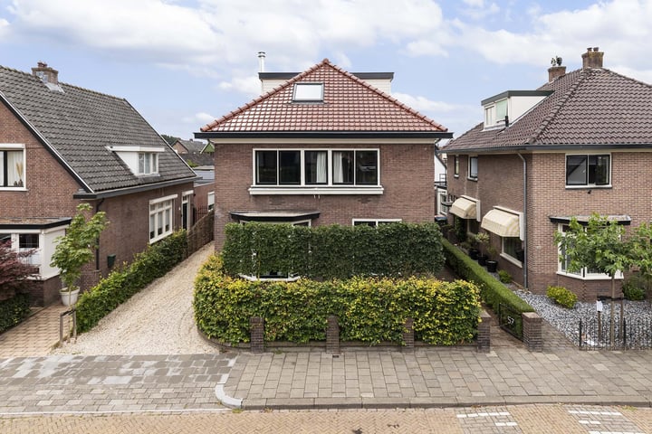 Elsweg 57 in Apeldoorn foto