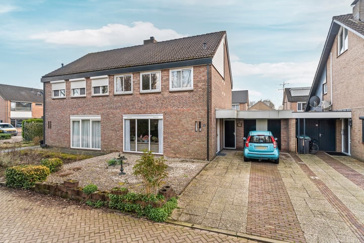 Elsweide 35 in Zevenaar foto