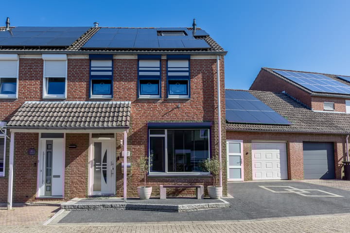 Elzehof 12 in Landgraaf foto