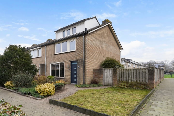 Elzengaard 33 in Boxtel foto