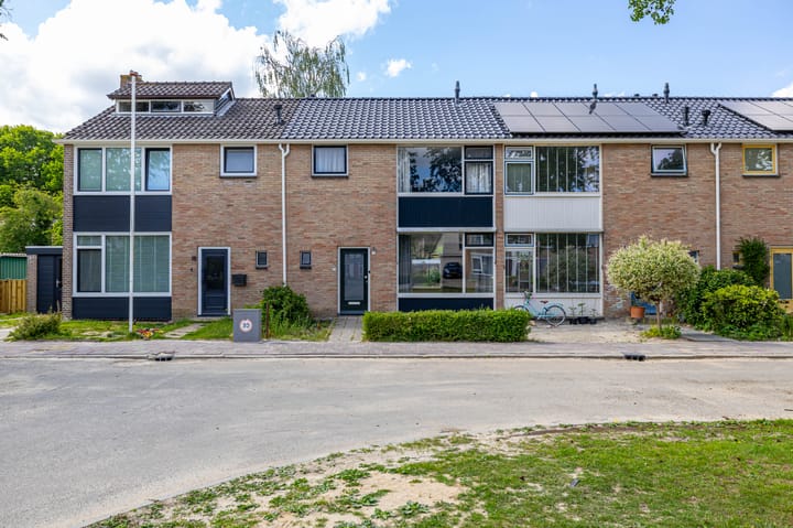 Elzenhof 13 in Zuidlaren foto
