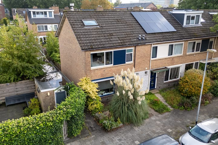 Elzenlaan 131 in Groningen foto