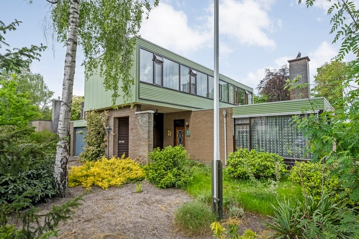 Elzenlaan 14 in Hardenberg foto