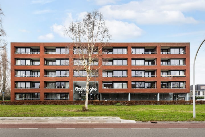 Elzenmos 62 in Zwolle foto