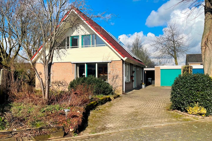 Elzenpas 2 in Heteren foto