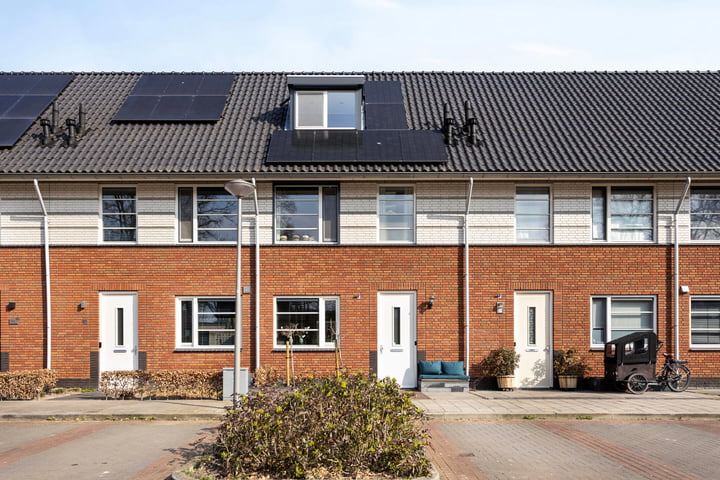 Elzenseloop 89 in Heesch foto