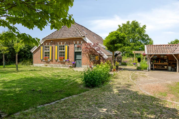 Foto van woning Emausweg 1, Rekken