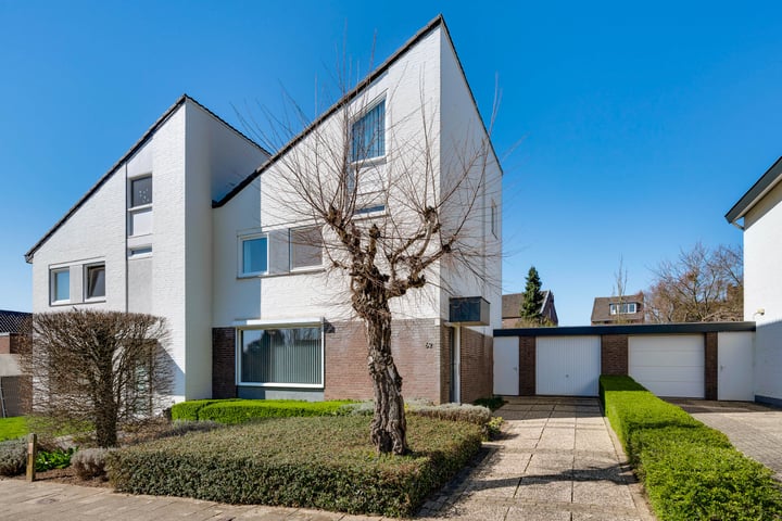 Emilionlaan 62 in Maastricht foto