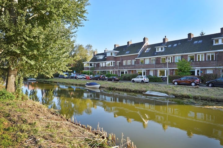 Emmakade 13 in Amstelveen foto