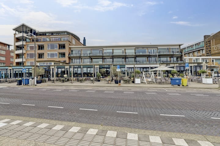 Emmaplein 9 in Katwijk foto