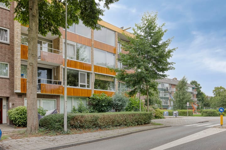 Emmastraat 106 in Diemen foto