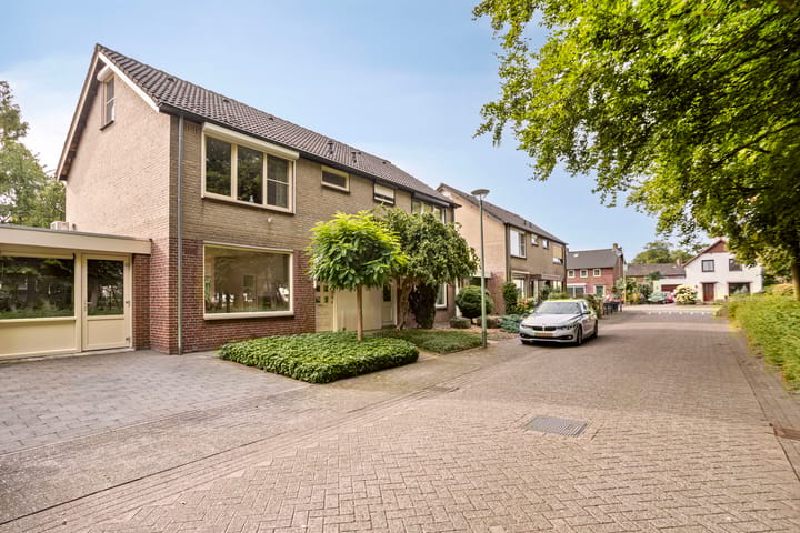 Emmastraat 19 in Horst foto