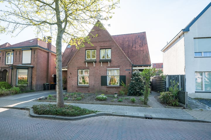 Emmastraat 2 in Winterswijk foto