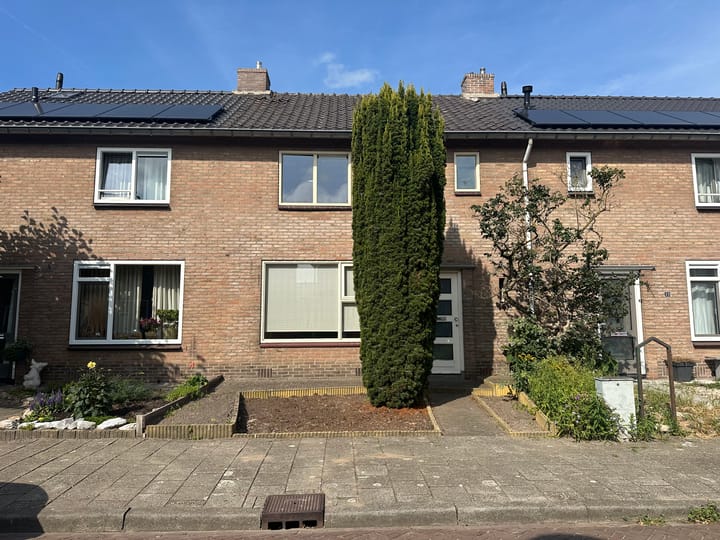 Emmastraat 21 in Wierden