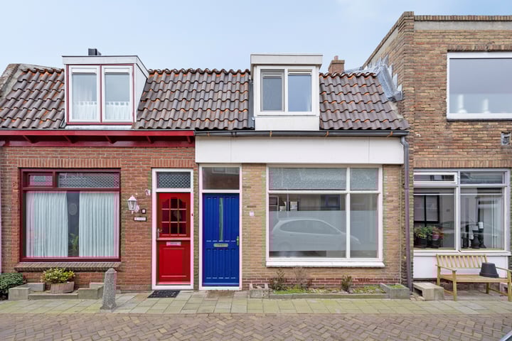 Emmastraat 33 in Den Helder foto