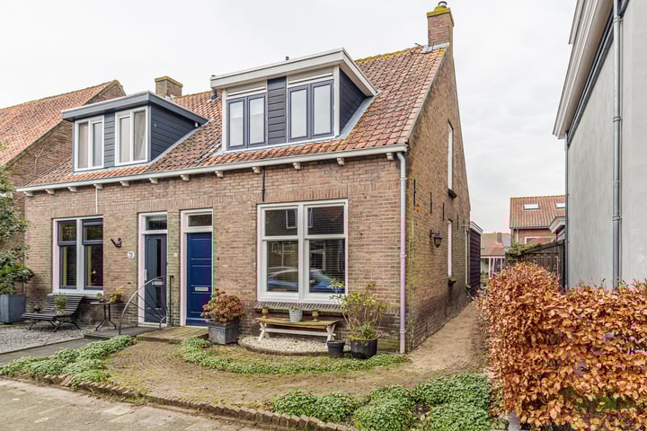 Emmastraat 33 in Oud-Beijerland foto