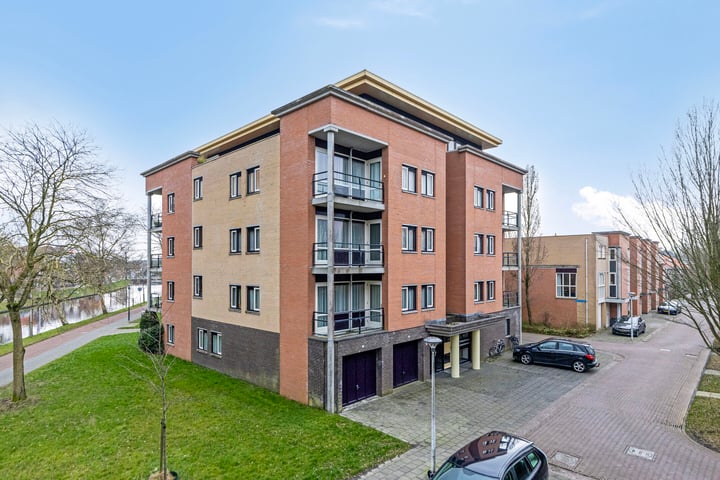 Emmastraat 42 in Sneek