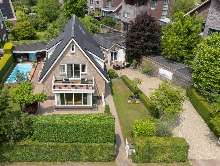 Emmerich Kálmánlaan 1 in Utrecht foto
