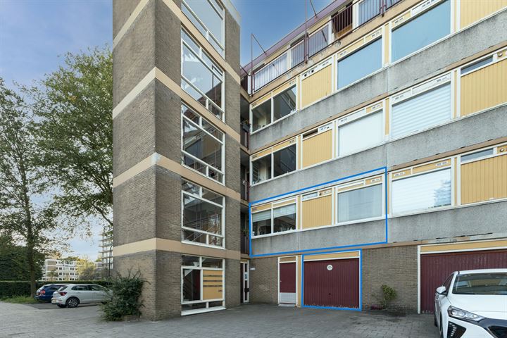 Engelandlaan 30 in Haarlem foto