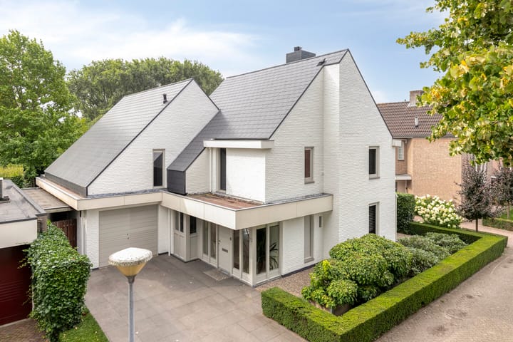 Engelsbergenstraat 73 in Eindhoven foto