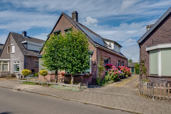 Enkweg 16 in Dieren foto
