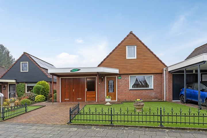 Enschedesestraat 35E in Losser foto