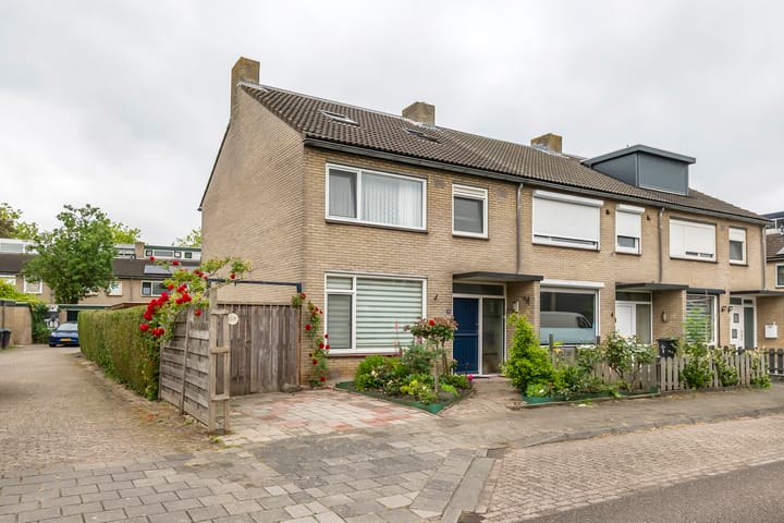 Enspijkstraat 6 in Tiel foto