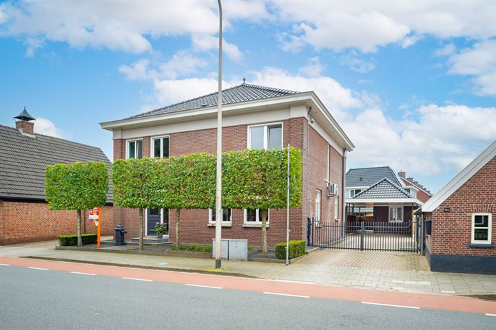 Enterstraat 106 in Rijssen foto
