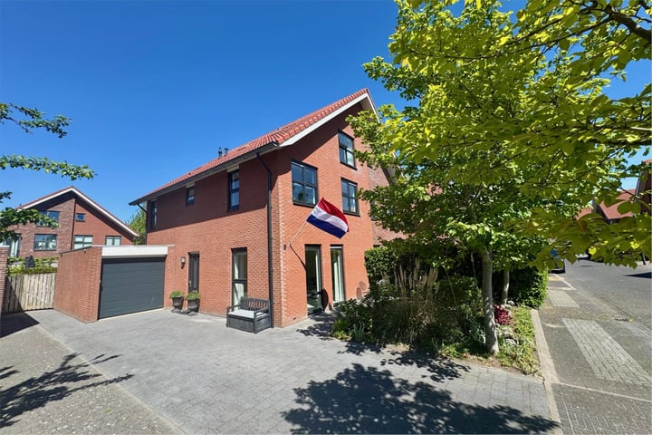 Eppie Bultsmastraat 9 in Leeuwarden foto