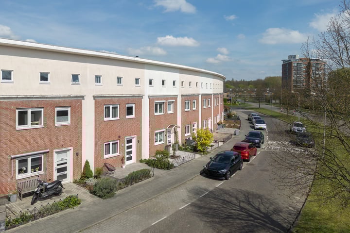Foto van woning Erasmuslaan 35, Ridderkerk