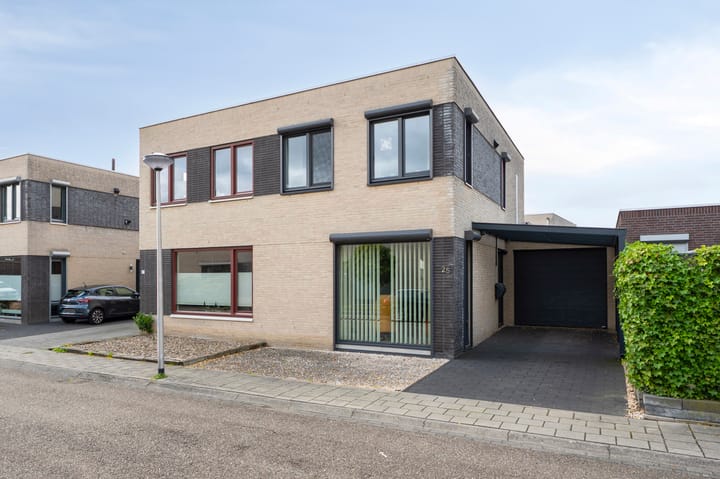 Erasmusstraat 25 in Sittard foto