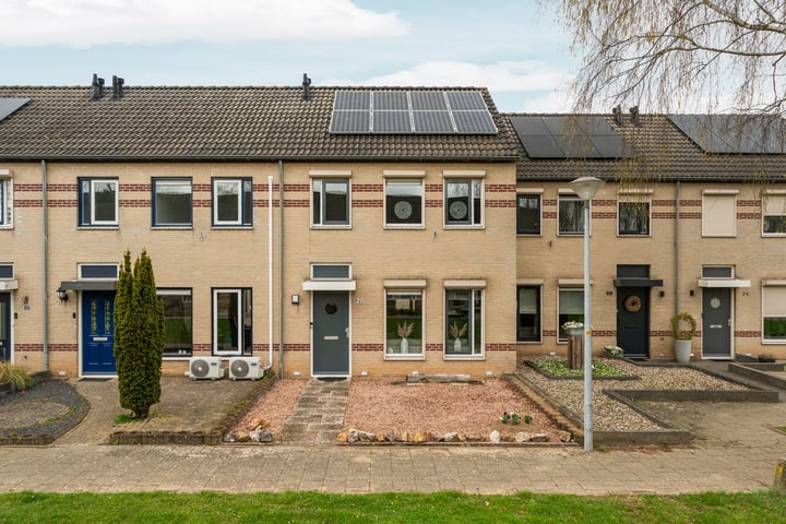 Erdwal 28 in Tolkamer foto