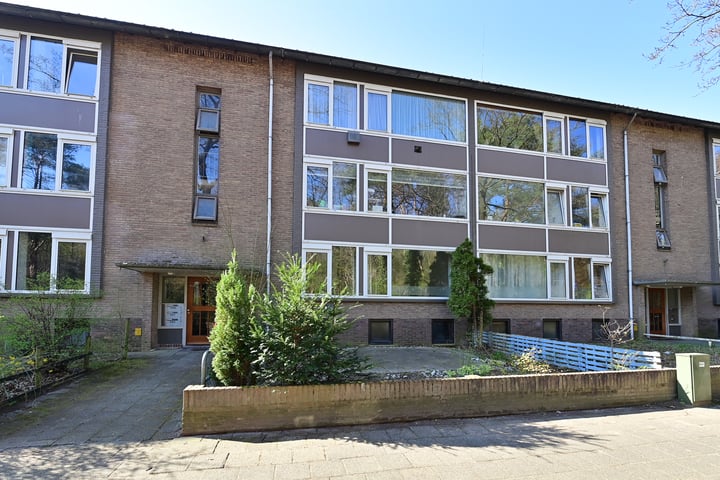 Erfgooiersstraat 551 in Hilversum foto