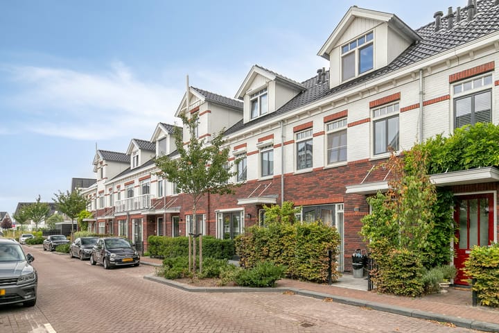 Erfprins 30 in Oegstgeest foto
