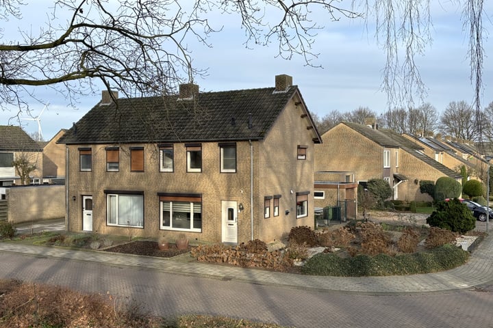 Ericalaan 12 in Neer foto