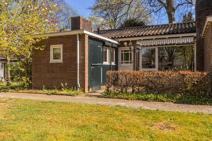 Ericapark 40 in Bennekom foto