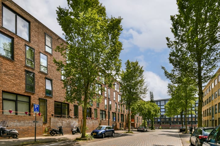Erich Salomonstraat 667 in Amsterdam foto