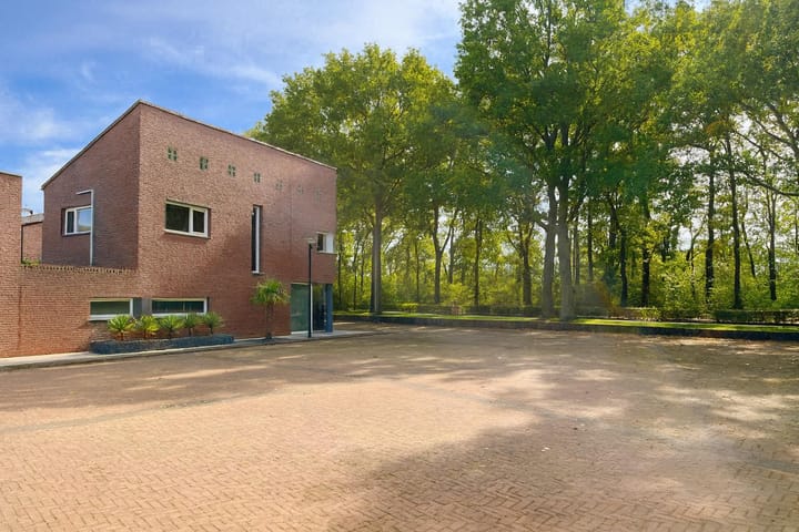 Erik Herfststraat 5 in Waalwijk foto