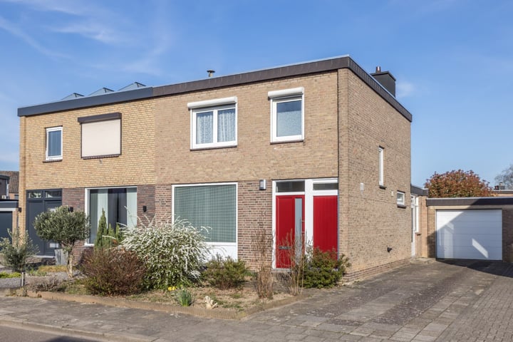 Erkensweg 11 in Munstergeleen foto