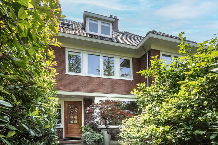 Ernst Casimirlaan 54 in Overveen