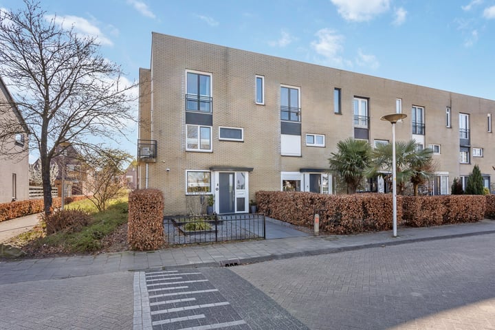 Foto van woning Esbjergstraat 24, Hengelo