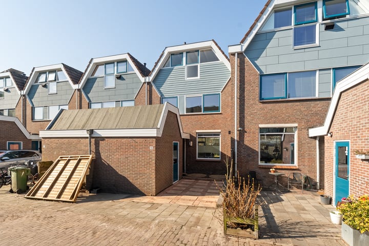 Esdoornhof 51 in Kampen foto