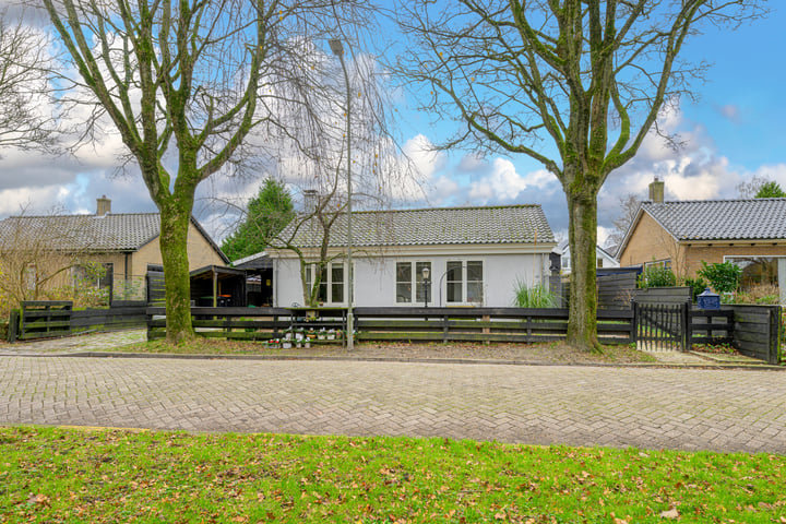 Foto van woning Esdoornlaan 10, Abbekerk