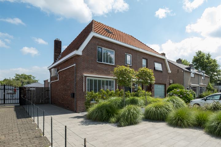 Esdoornlaan 17 in Oosterhout foto