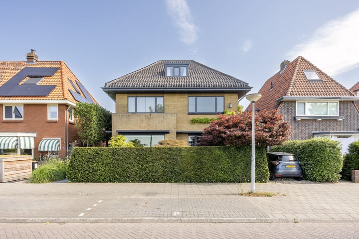 Esdoornlaan 23 in Wormerveer