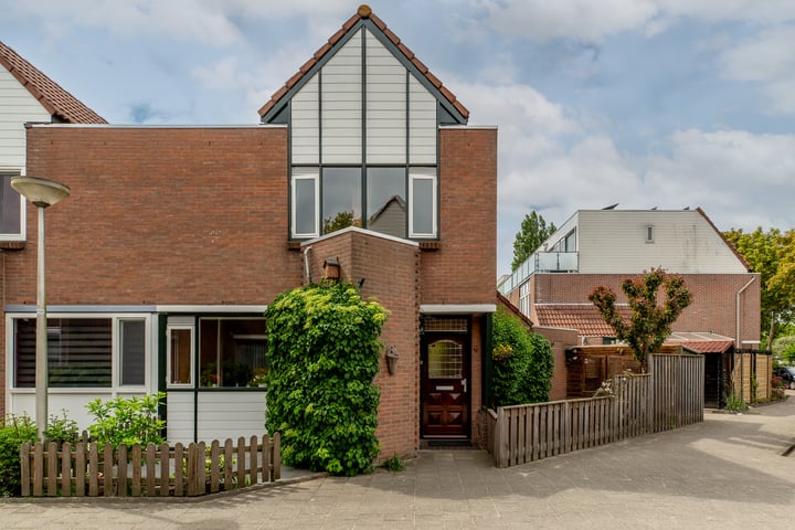 Esdoornlaan 26 in Berkel en Rodenrijs foto